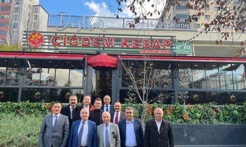 Ankara'nın Dört Önemli Esnaf Odası Başkanı, Çankaya Belediyesi Zabıta Müdürlüğü Ekibiyle Bir Araya Geldi