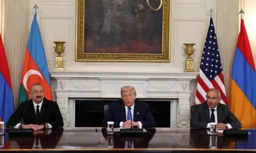 Azerbaycan ile Ermenistan barış imzasını Beyaz Saray'da attı!