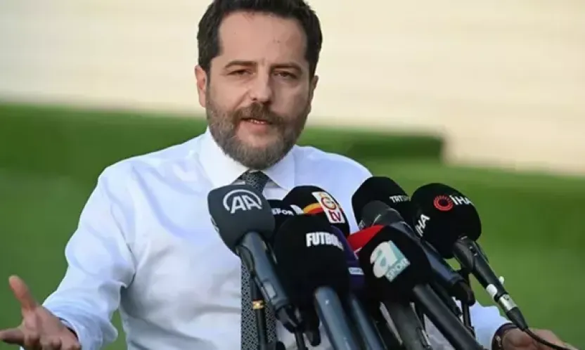 Futbolda bahis soruşturması: Erden Timur ve 25 kişi adliyede