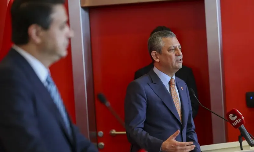 Özel, Bahçeli'ye Nazım'ın dizeleriyle gönderme yaptı!