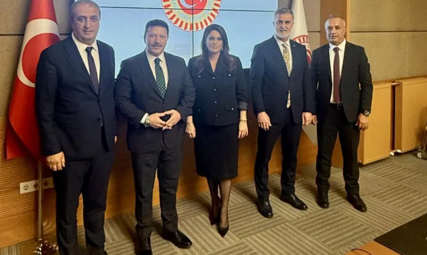 Şoförler TBMM'de... Engelli Ulaşımında Dönüşüm Maliyeti Esnafa Yüklenmesin!